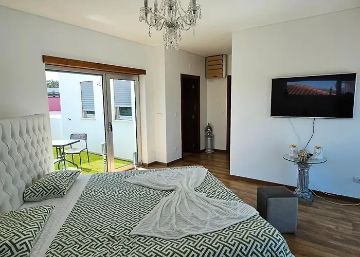 Clemente Villa Pero Moniz